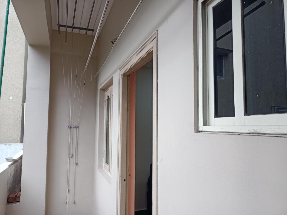Sri Govinda Nilayam Home Stay 1 Visakhapatnam Exteriör bild